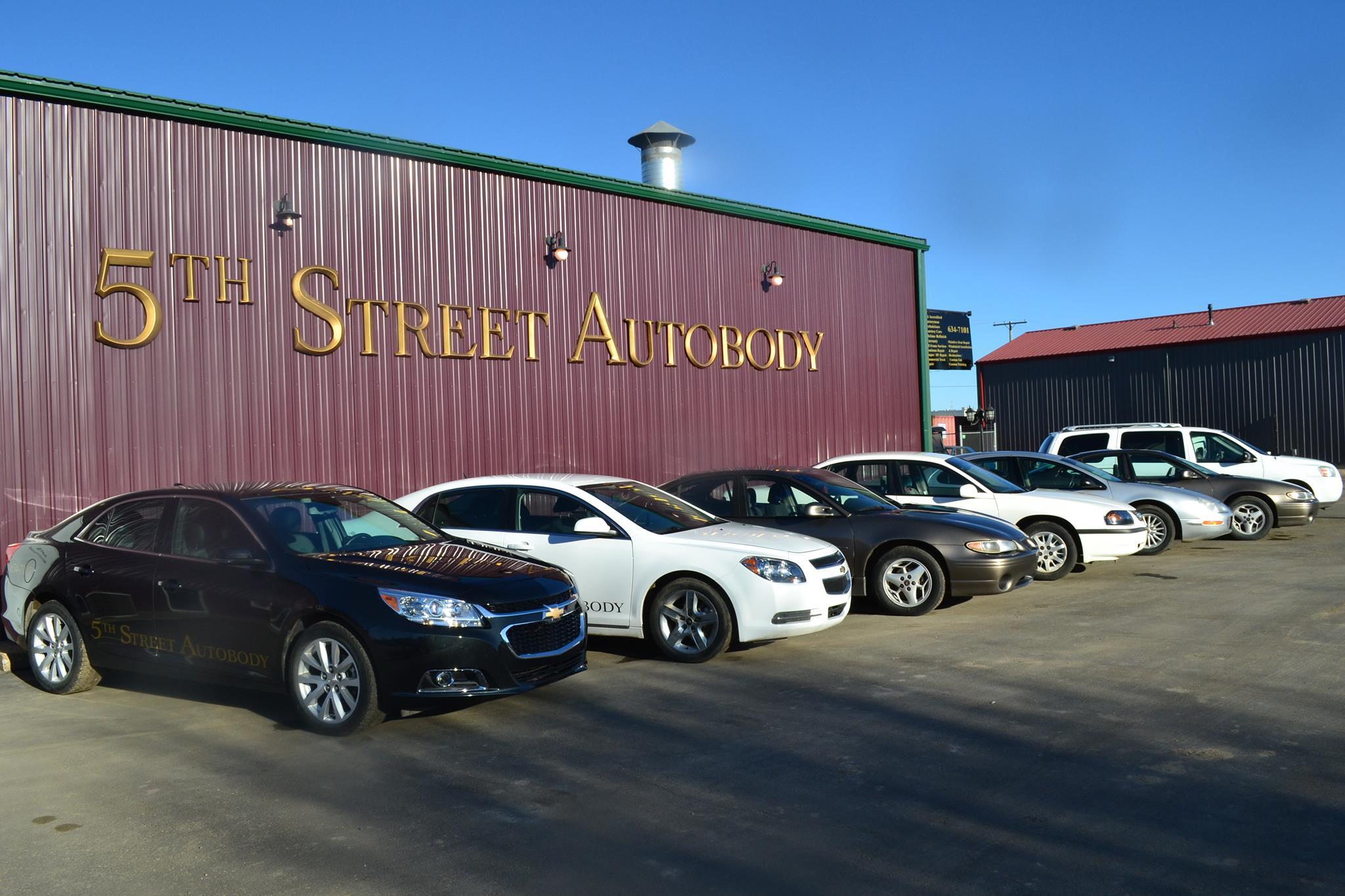 5th St Autobody comapny location 5th St Autobody Office